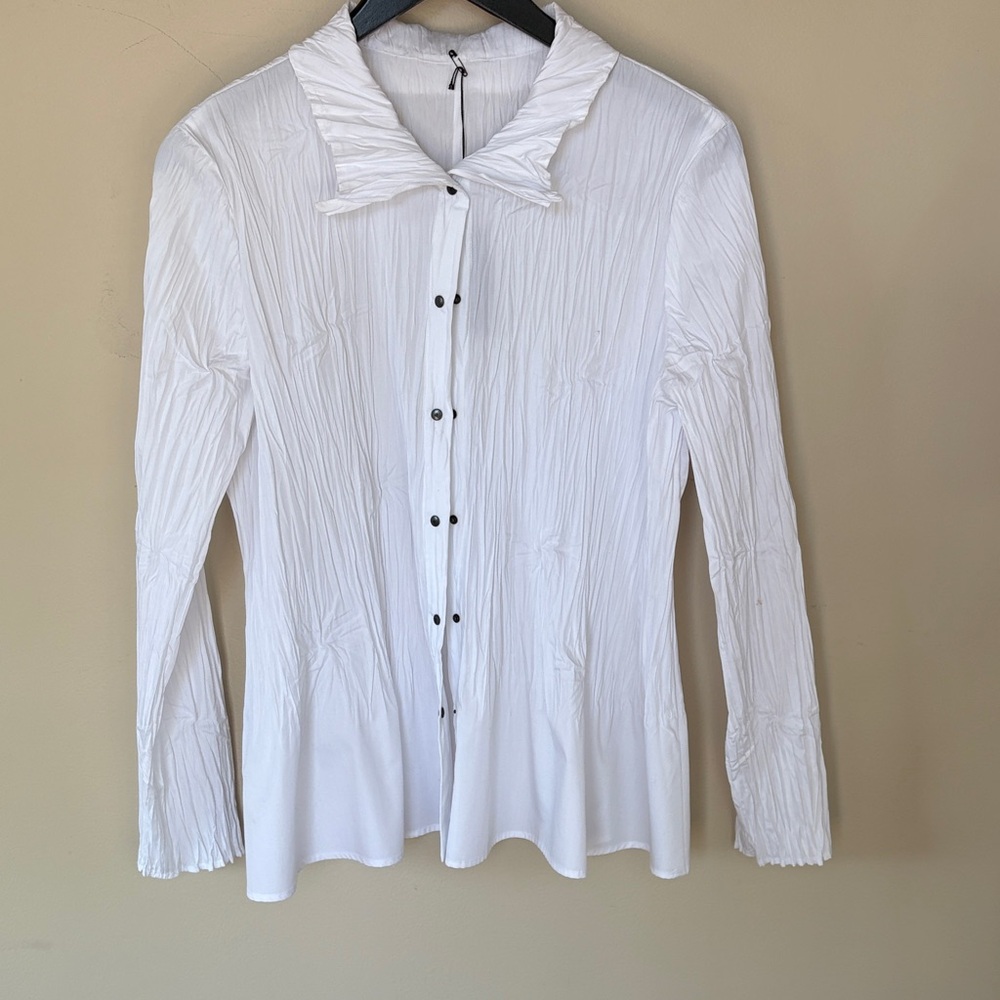 Babette White Button-Up Women's Top